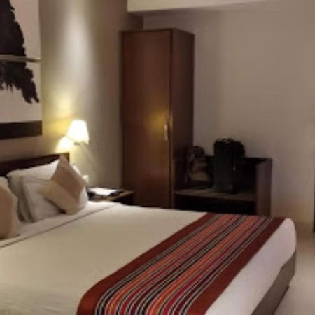 Orbit Hotel - Bagdogra エクステリア 写真