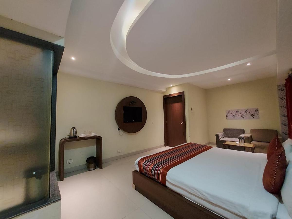 Orbit Hotel - Bagdogra エクステリア 写真