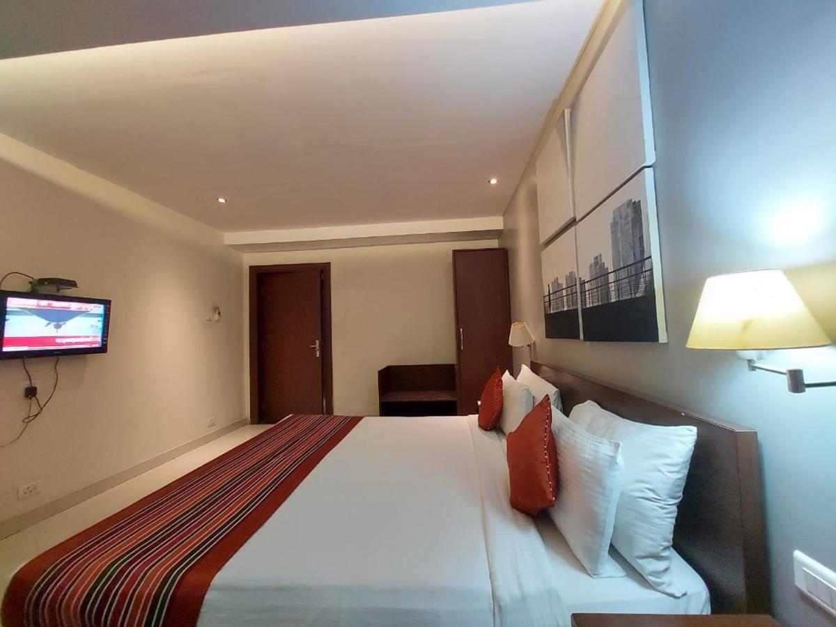 Orbit Hotel - Bagdogra エクステリア 写真