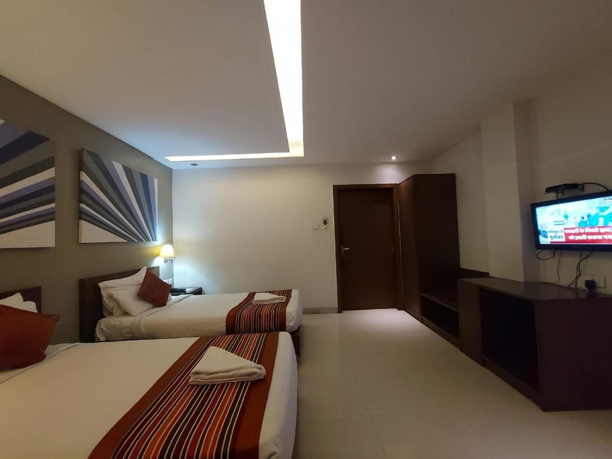 Orbit Hotel - Bagdogra エクステリア 写真