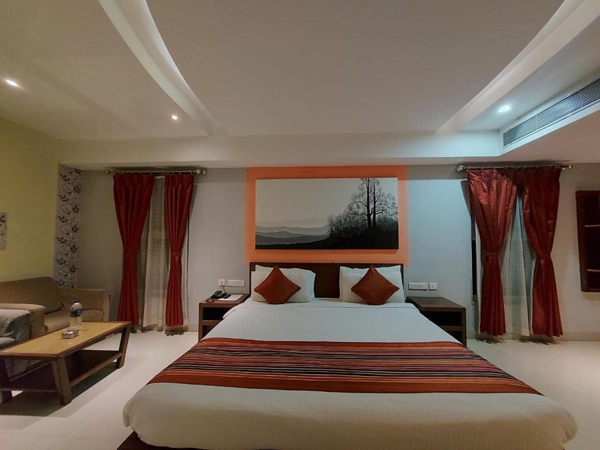 Orbit Hotel - Bagdogra エクステリア 写真