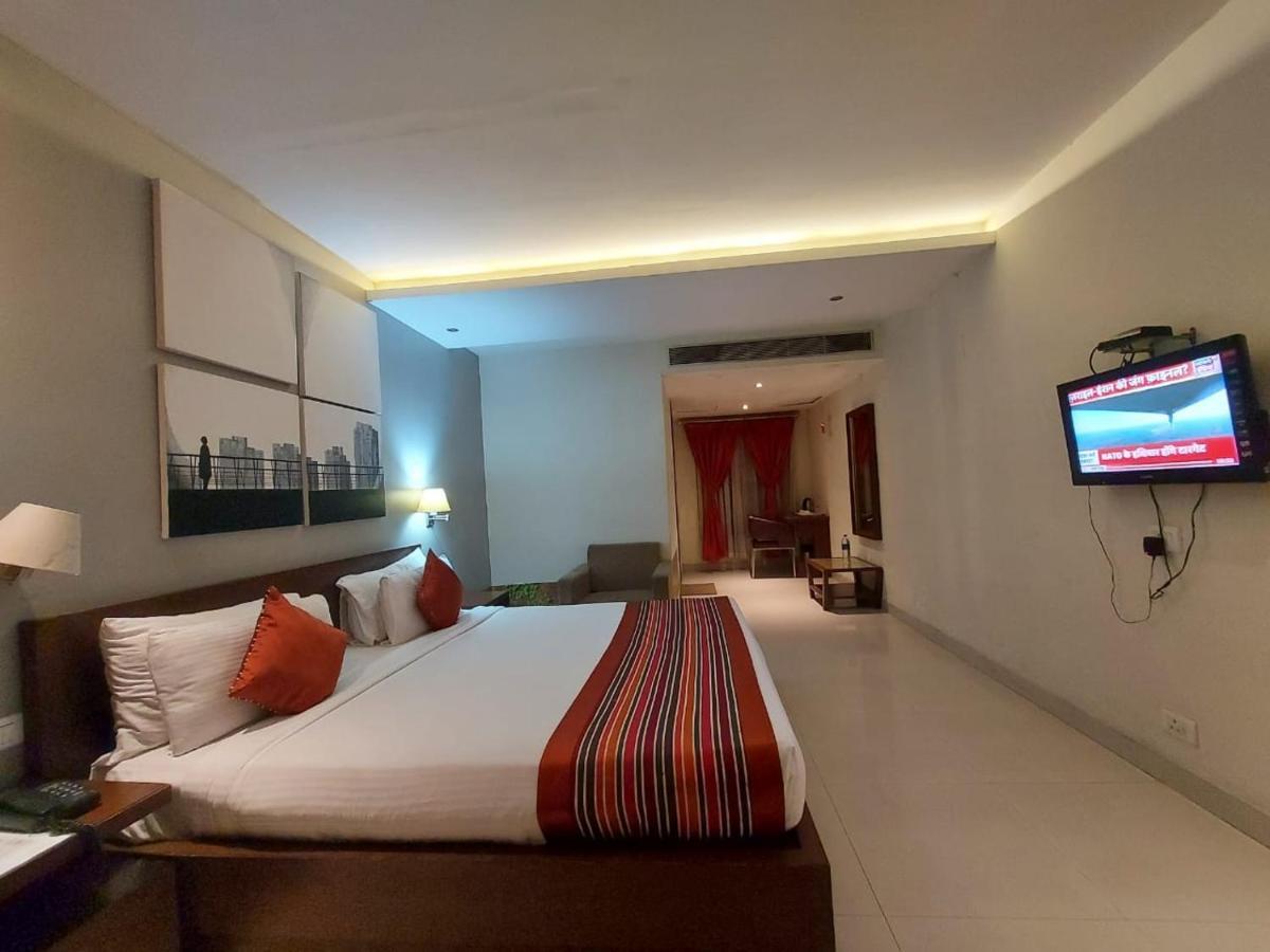 Orbit Hotel - Bagdogra エクステリア 写真