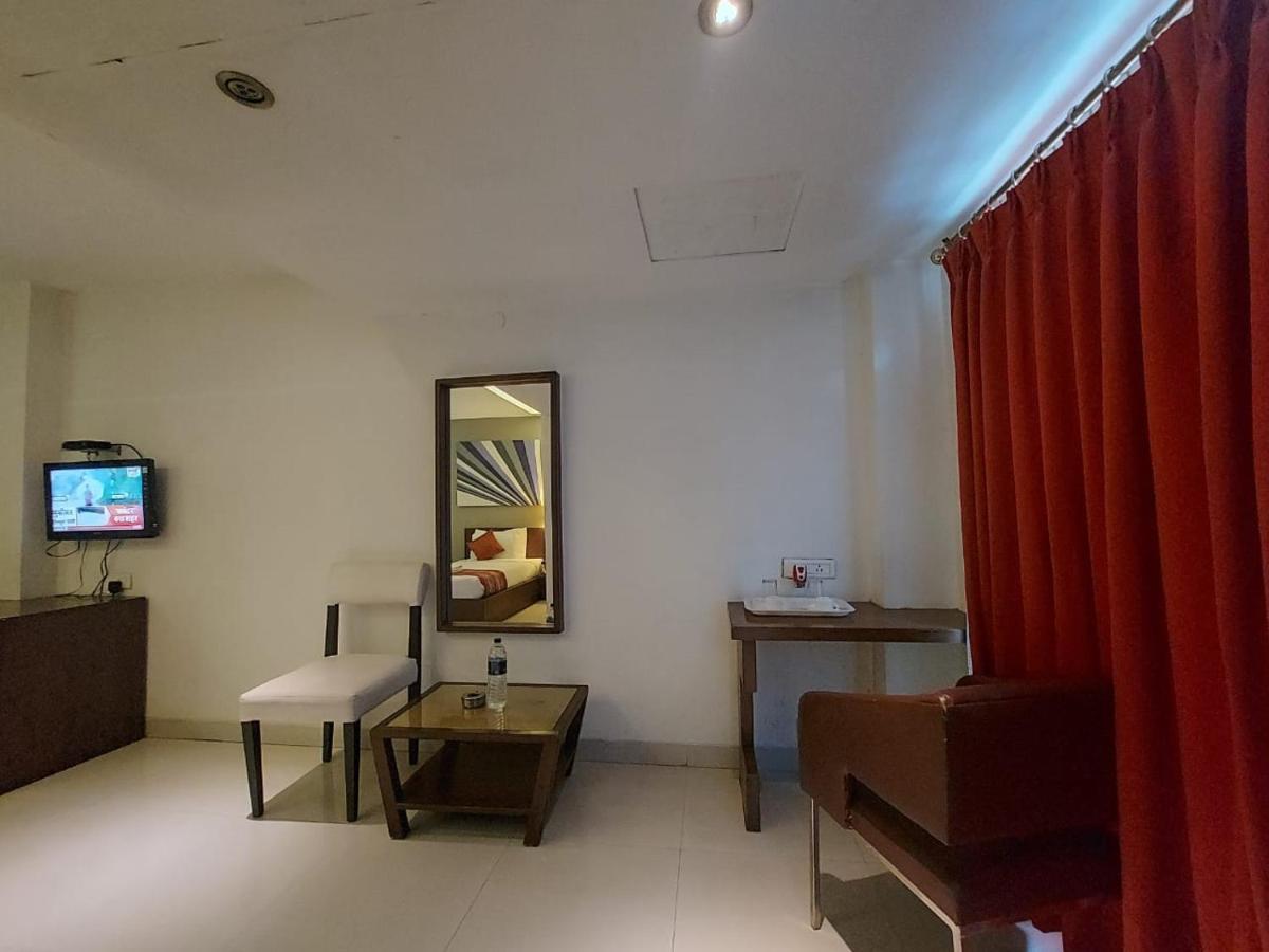 Orbit Hotel - Bagdogra エクステリア 写真